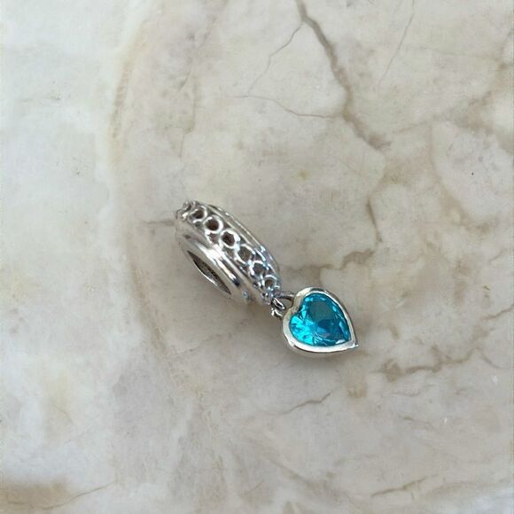 Michael Hill December 925 Sterling Silver & Blue Topaz Heart Charm Bead - Picture 2 of 5